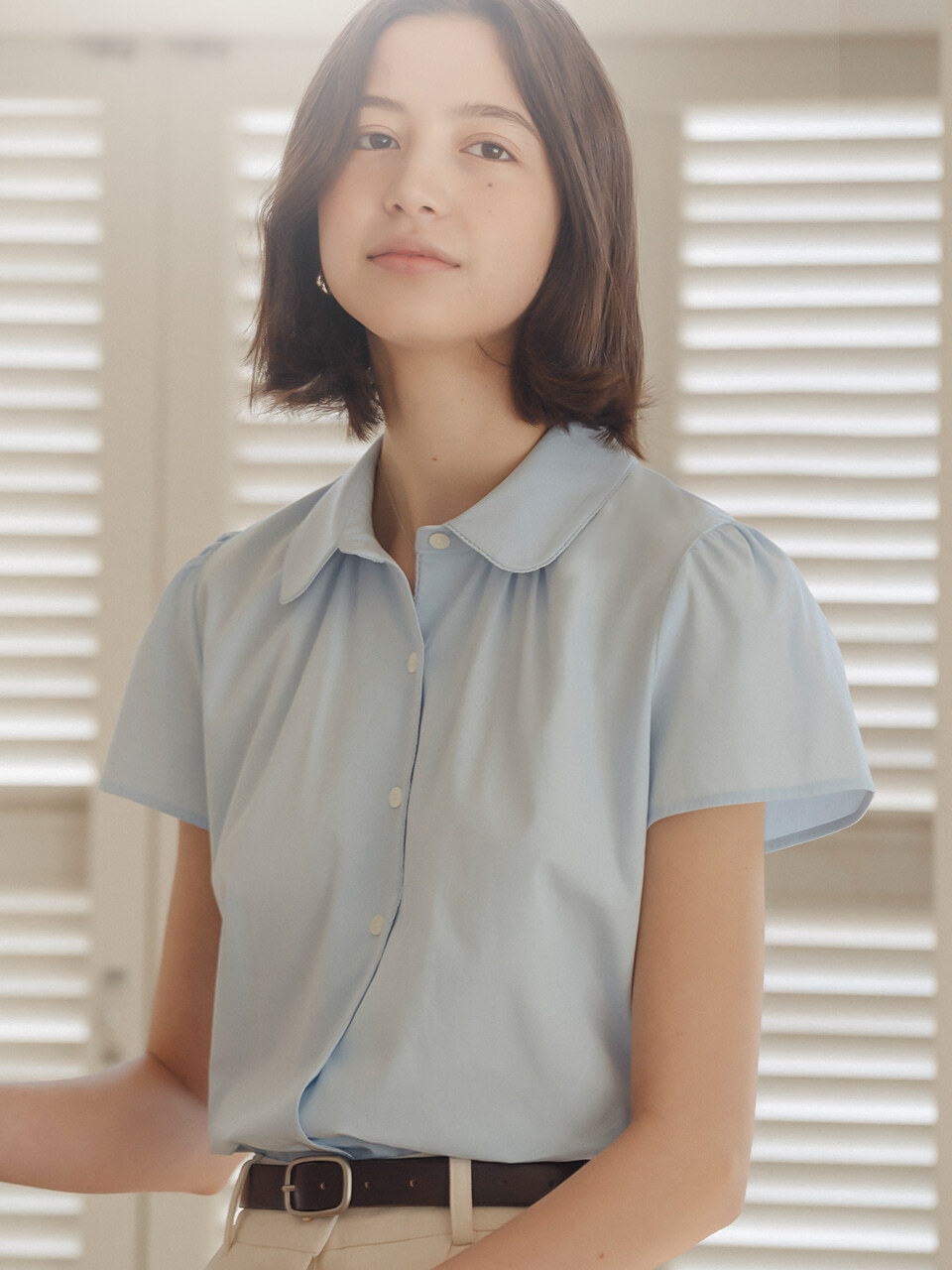 [예약배송]Lace collar short sleeve shirring blouse_Blue